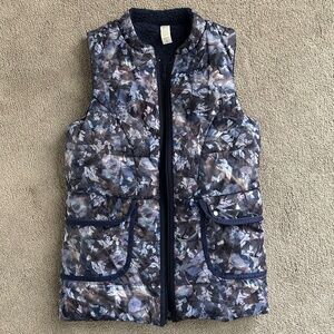 Ivivva size 10 thick reversible vest